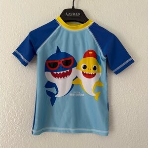 Baby Shark Toddler Rash Guard Size: 3